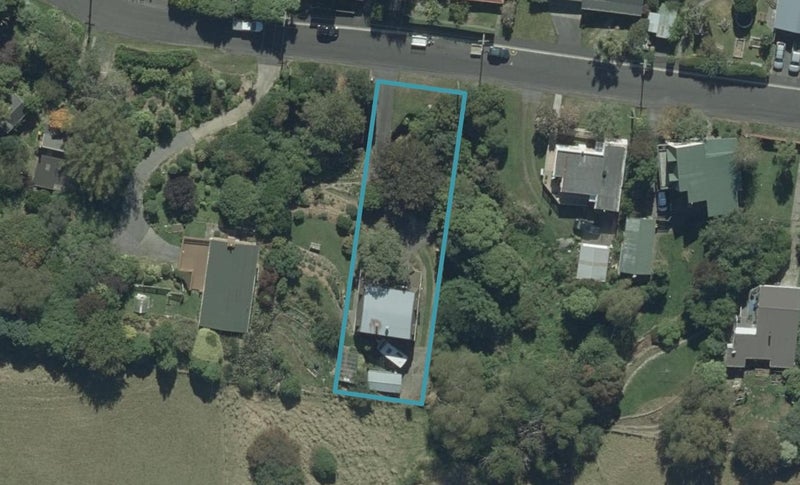 42 Greenacres Street, Macandrew Bay, Dunedin - Carousel 1
