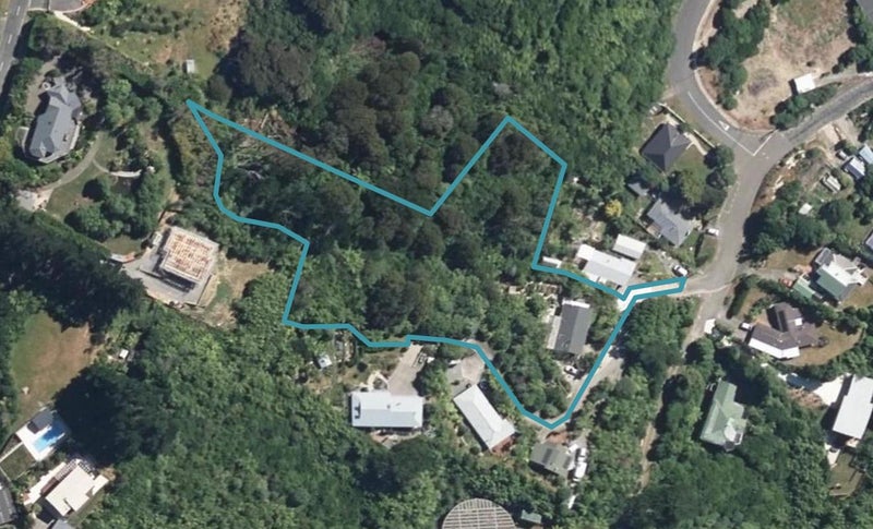 244 Park Road, Belmont, Lower Hutt - Carousel 1