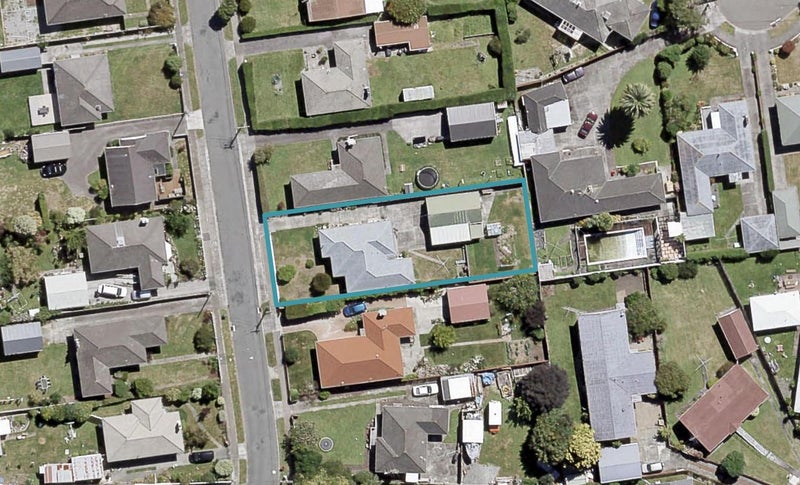 11 Robertson Street, Elderslea, Upper Hutt - Carousel 1