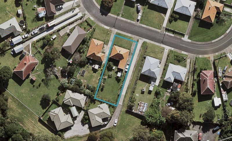 30 Firth Crescent, Otara, Auckland - Carousel 1