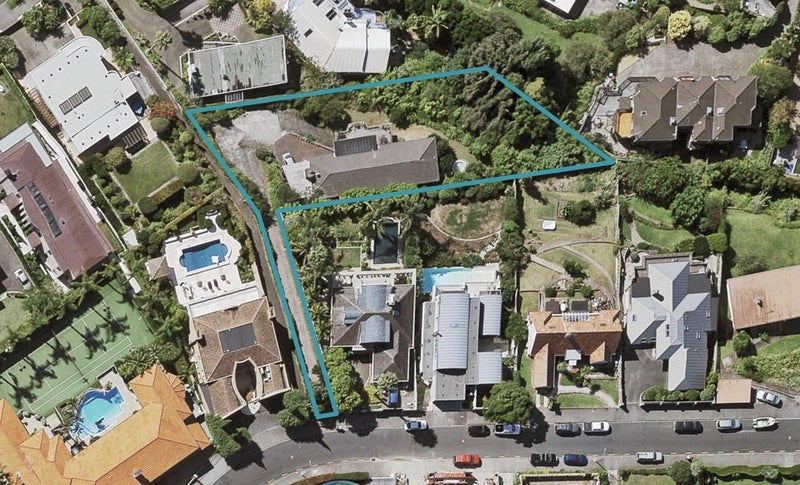12 Karori Crescent, Orakei, Auckland - Carousel 1