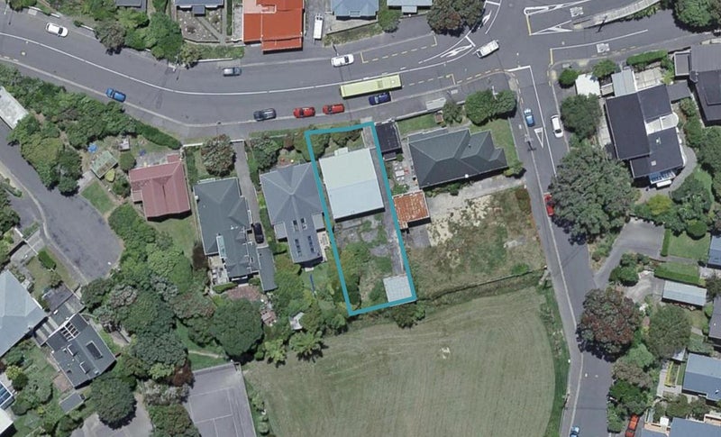 136 Northland Road, Northland, Wellington - Carousel 1