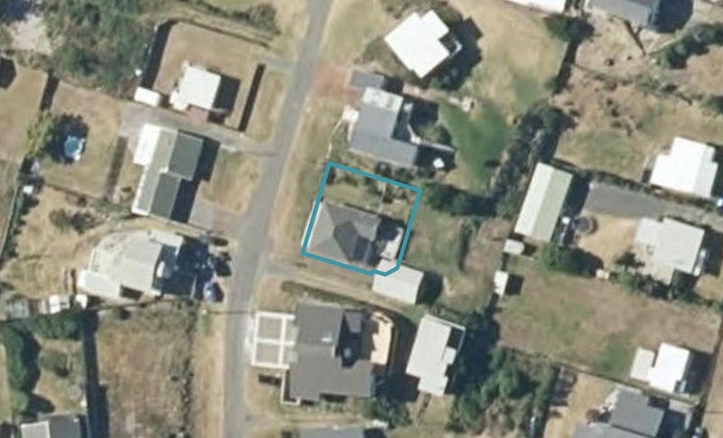 29 Nelson Street, Foxton Beach, Foxton - Carousel 1
