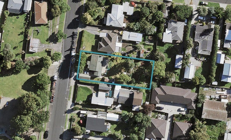 6 Evans Road, Weymouth, Auckland - Carousel 1
