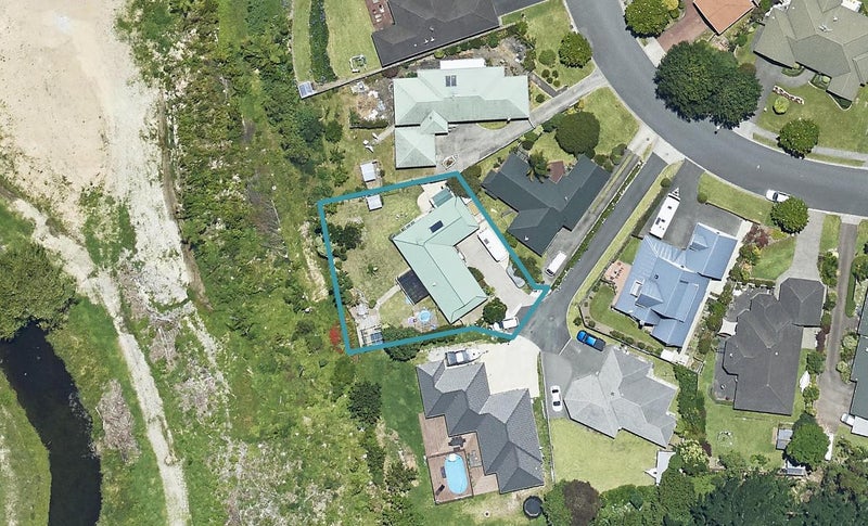 87 Stableford Drive, Pyes Pa, Tauranga - Carousel 1