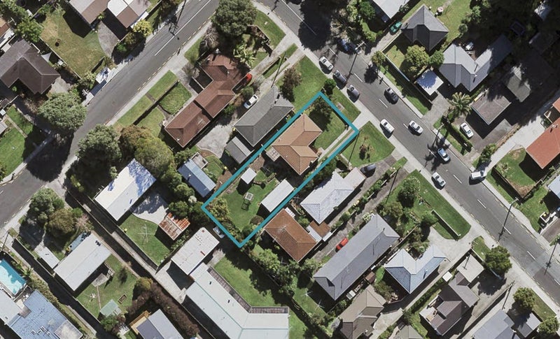26 Hillcrest Avenue, Hillcrest, Auckland - Carousel 1