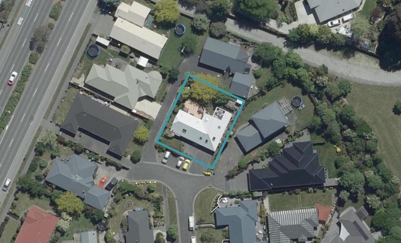 8 Kimbrace Place, Belfast, Christchurch - Carousel 1