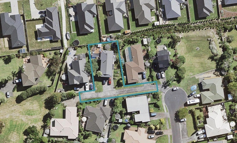59 Merlot Heights, Huapai, Kumeū - Carousel 1