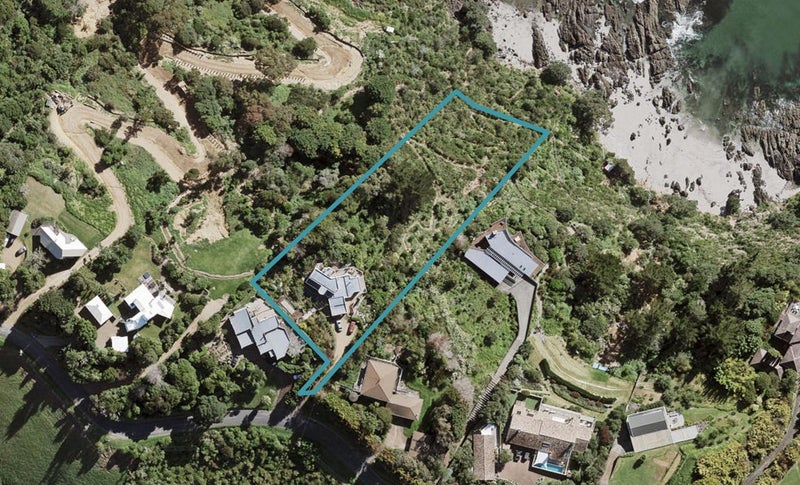 322A Sea View Road, Ostend, Waiheke Island - Carousel 1