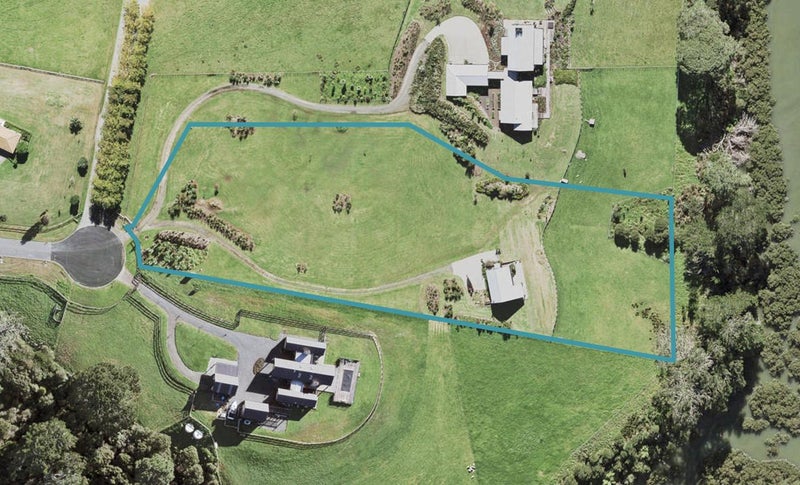 2 Edward Jonkers Drive, Albany - Carousel 1