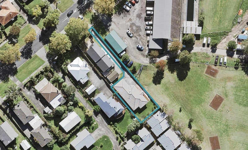 4A Seabrook Avenue, New Lynn, Auckland - Carousel 1