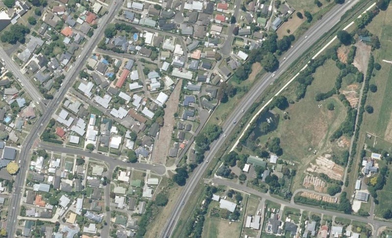 16 Burness Road, Greenmeadows, Napier - Carousel 1