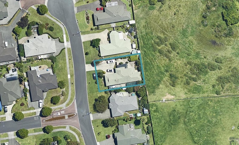 40 Donnington Place, Bethlehem, Tauranga - Carousel 1