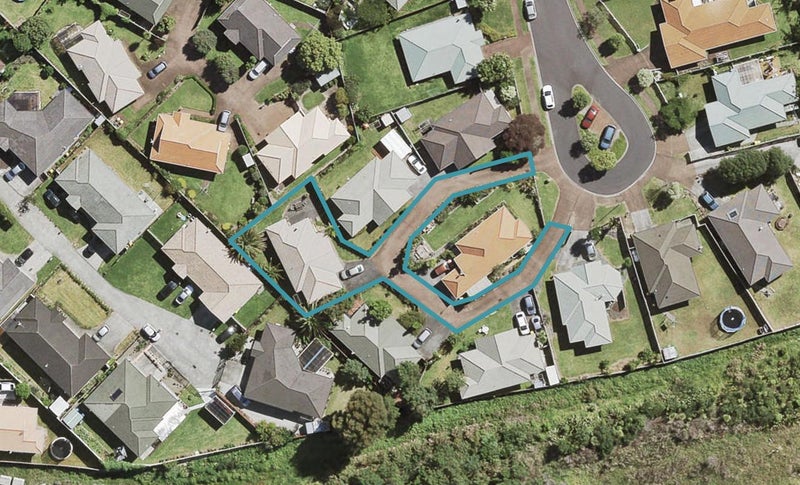 9 Diana Place, Ranui, Auckland - Carousel 1