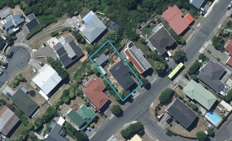 9 Lauderdale Road, Papakowhai, Porirua - Carousel 1