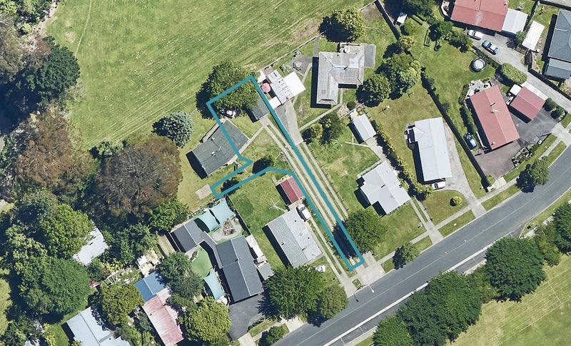 71 Aquarius Drive, Kawaha Point, Rotorua - Carousel 1
