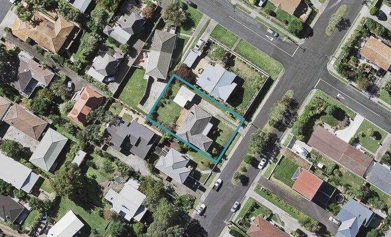 17 Northumberland Avenue, Hauraki, Auckland - Carousel 1