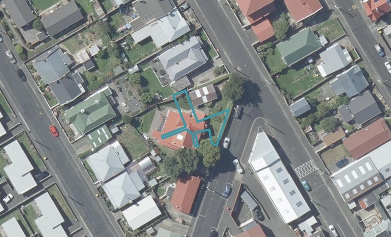 31 Ruskin Terrace, Caversham, Dunedin - Carousel 1