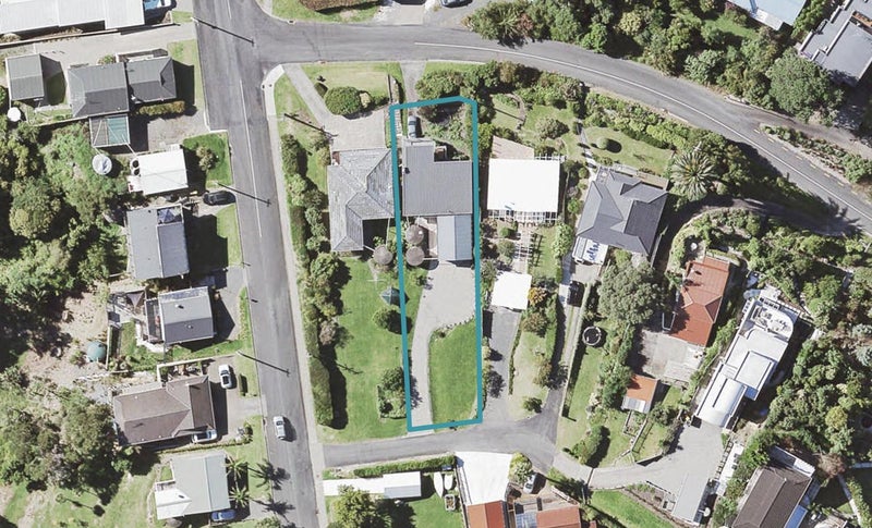 3 Carlton Crescent, Maraetai, Auckland - Carousel 1
