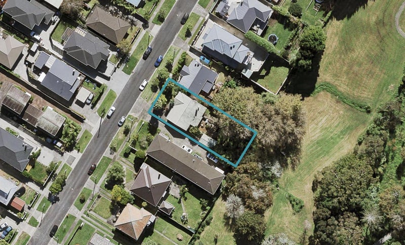 24 Watea Road, Sandringham, Auckland - Carousel 1