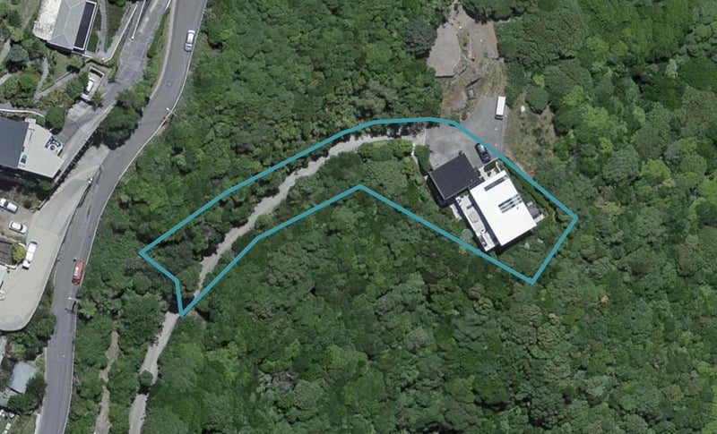 127 Nicholson Road, Khandallah, Wellington - Carousel 1