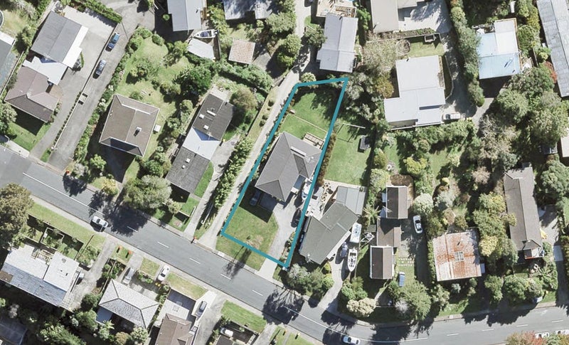 77 Glamorgan Drive, Torbay, Auckland - Carousel 1