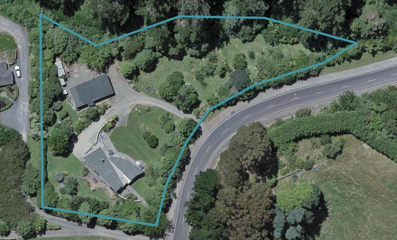 75 Woodburn Drive, Takapu Valley, Wellington - Carousel 1