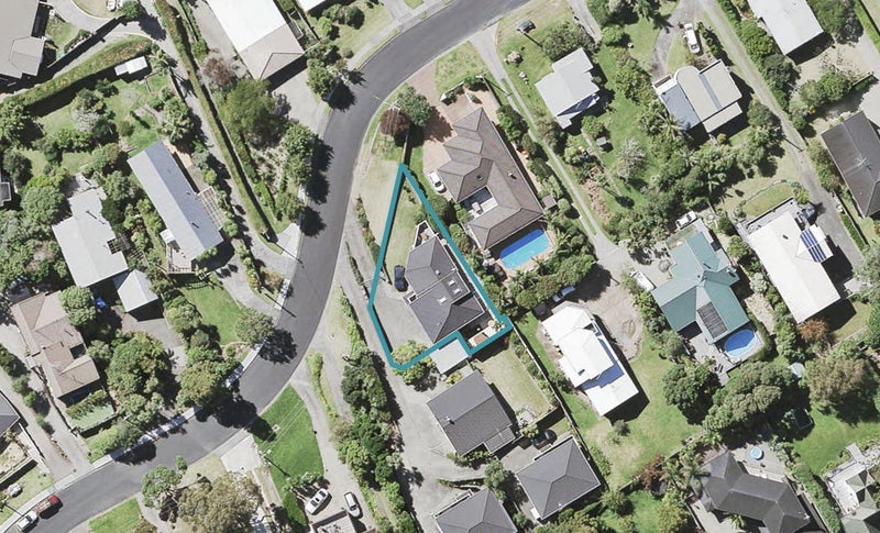 18A Newhaven Terrace, Mairangi Bay, Auckland - Carousel 1
