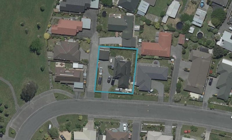 18 Ben Nevis Drive, Broomfield, Christchurch - Carousel 1