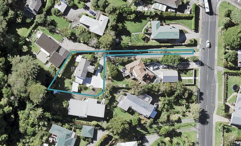 67 Cockle Bay Road, Cockle Bay, Auckland - Carousel 1