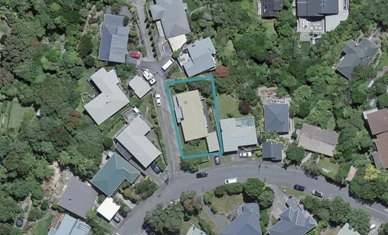 8 Norwich Street, Wadestown, Wellington - Carousel 1