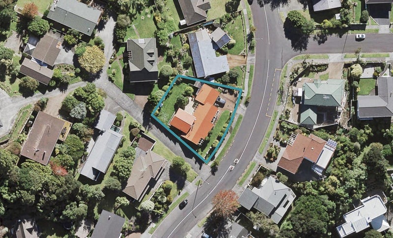 181 Chelsea View Drive, Chatswood, Auckland - Carousel 1