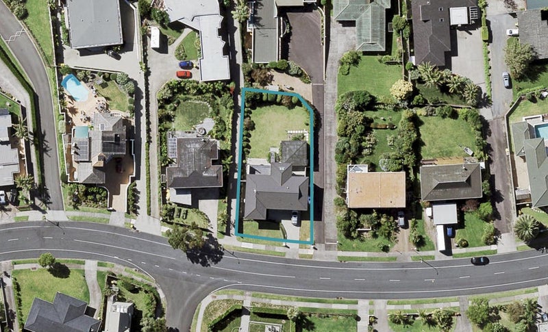 50 Bramley Drive, Farm Cove, Auckland - Carousel 1