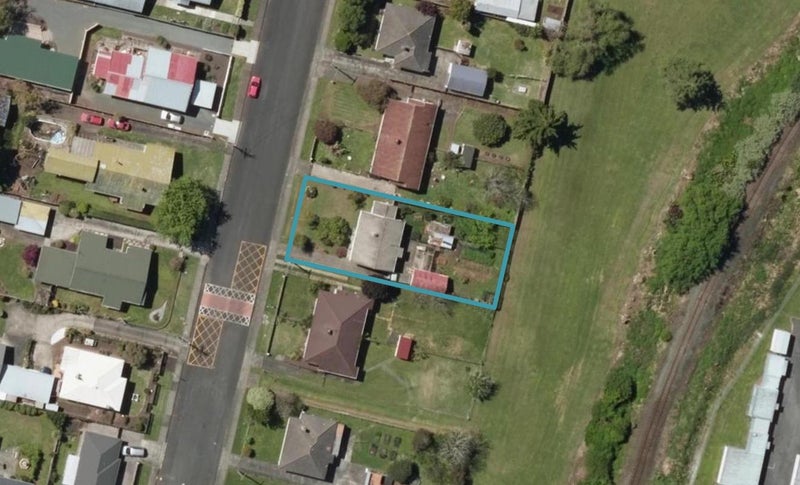 10 Moody Avenue, Whau Valley, Whangarei - Carousel 1