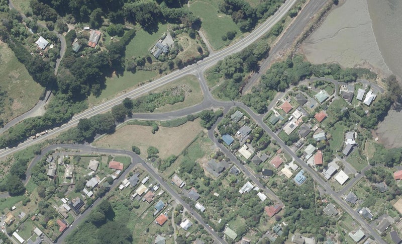 1 Reeves Street, Roseneath, Dunedin - Carousel 1