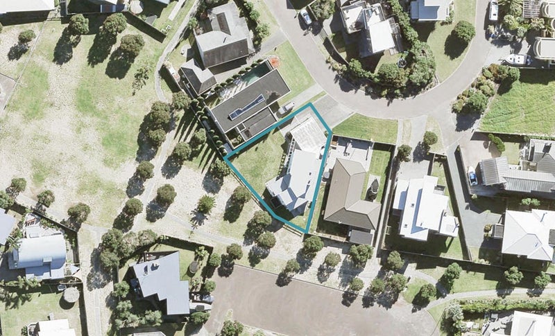 16 Rita Way, Warkworth - Carousel 1