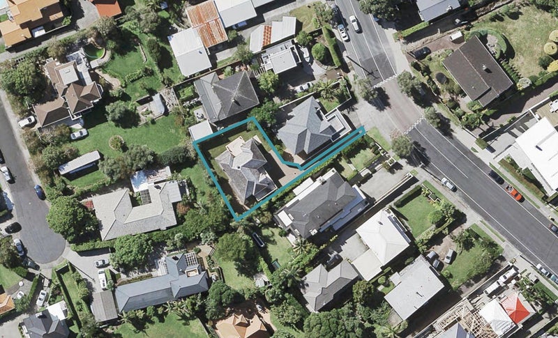 21A Seacliffe Avenue, Belmont, Auckland - Carousel 1