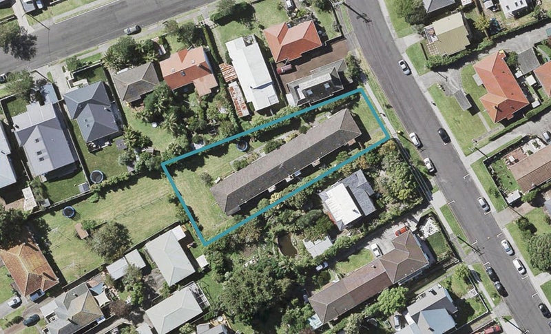 3/9 Moana Avenue, Belmont, Auckland - Carousel 1