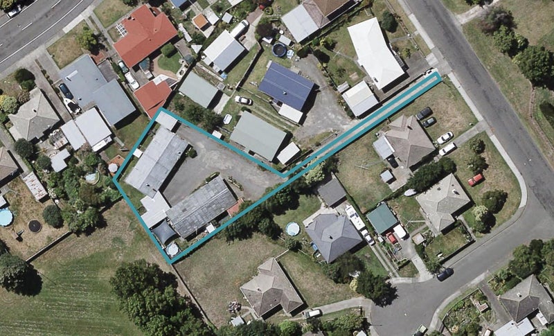 607A Collinge Road, Mayfair, Hastings - Carousel 1