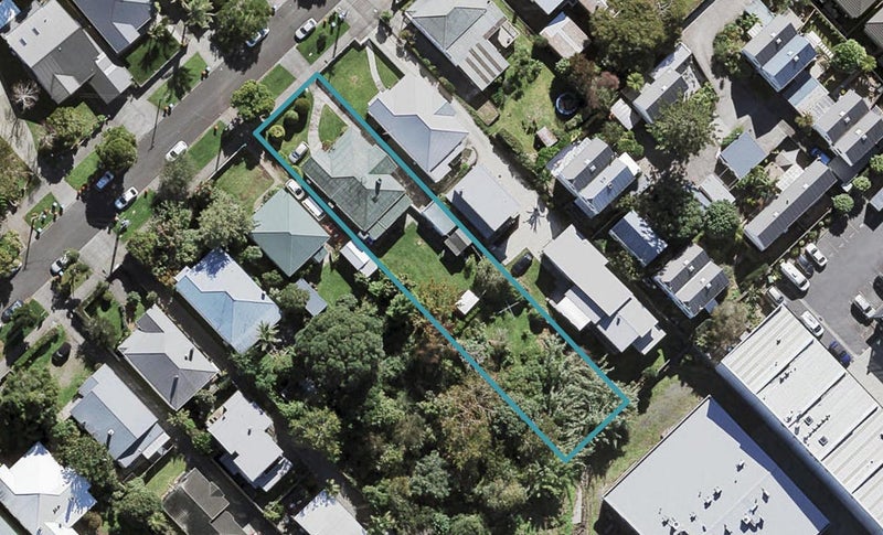 76 Taylors Road, Mount Albert, Auckland - Carousel 1