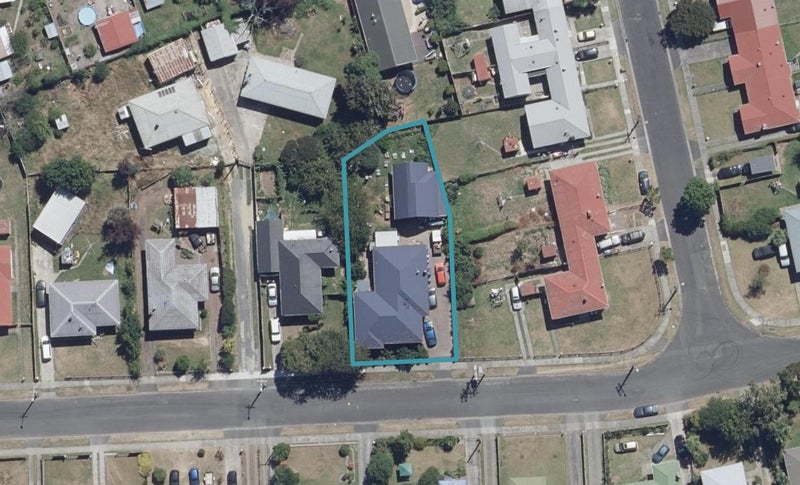 41 Shakespeare Avenue, Enderley, Hamilton - Carousel 1