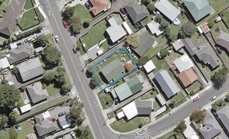 11 Mangaroa Hill Road, Maoribank, Upper Hutt - Carousel 1