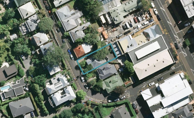 26 Gibraltar Crescent, Parnell, Auckland - Carousel 1