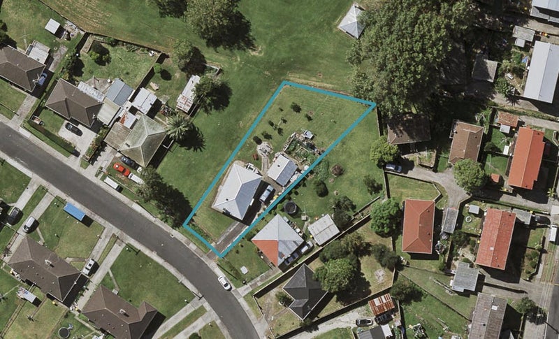9 Velvet Crescent, Otara, Auckland - Carousel 1
