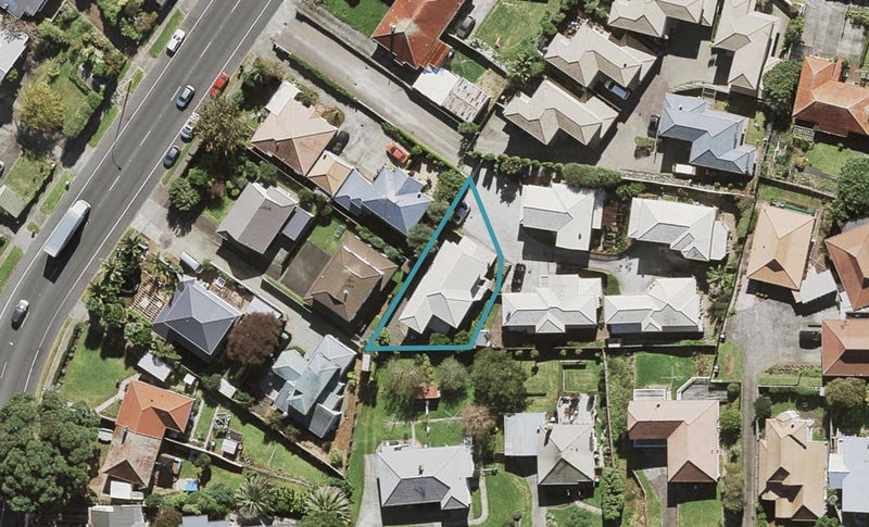 30E Hillsborough Road, Hillsborough, Auckland - Carousel 1