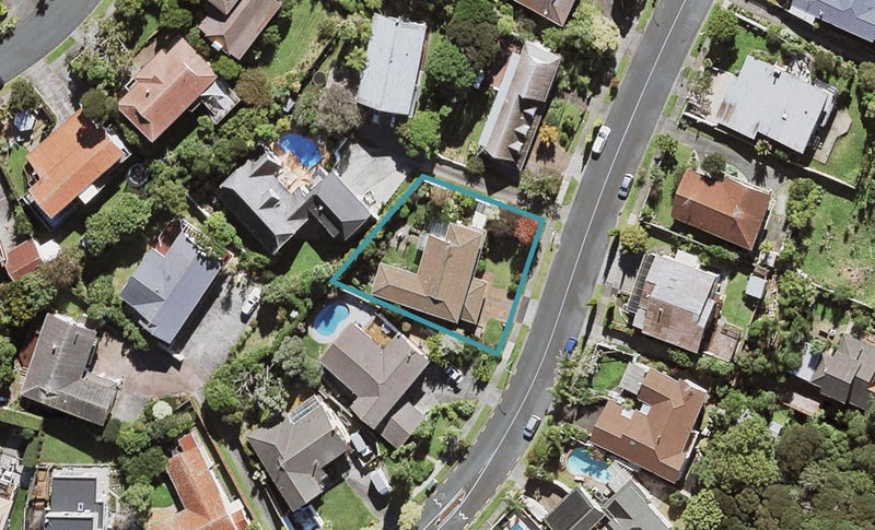 68 Porritt Avenue, Chatswood, Auckland - Carousel 1