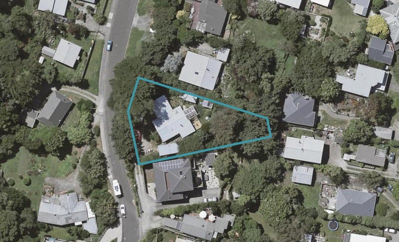 36 Renown Road, Raumati South, Paraparaumu - Carousel 1