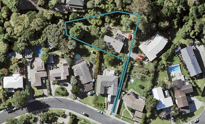 32 Trelawn Place, Cockle Bay, Auckland - Carousel 1