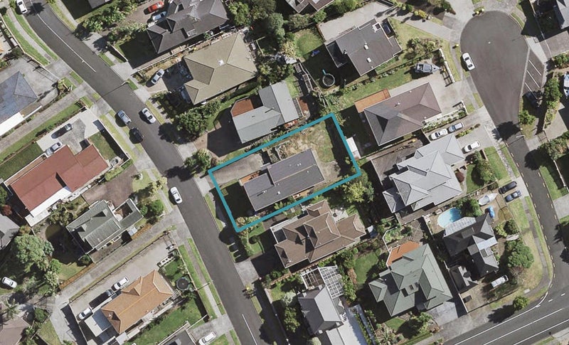 5 Sophora Place, Totara Heights, Auckland - Carousel 1