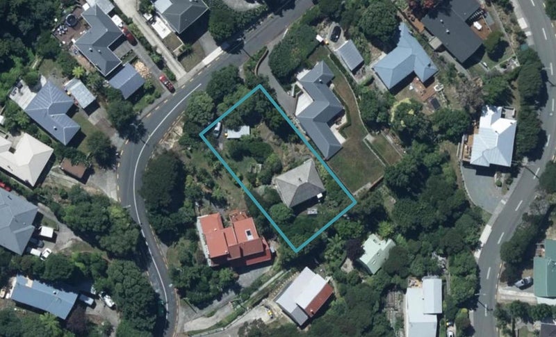 32 Kiriwai Road, Paremata, Porirua - Carousel 1